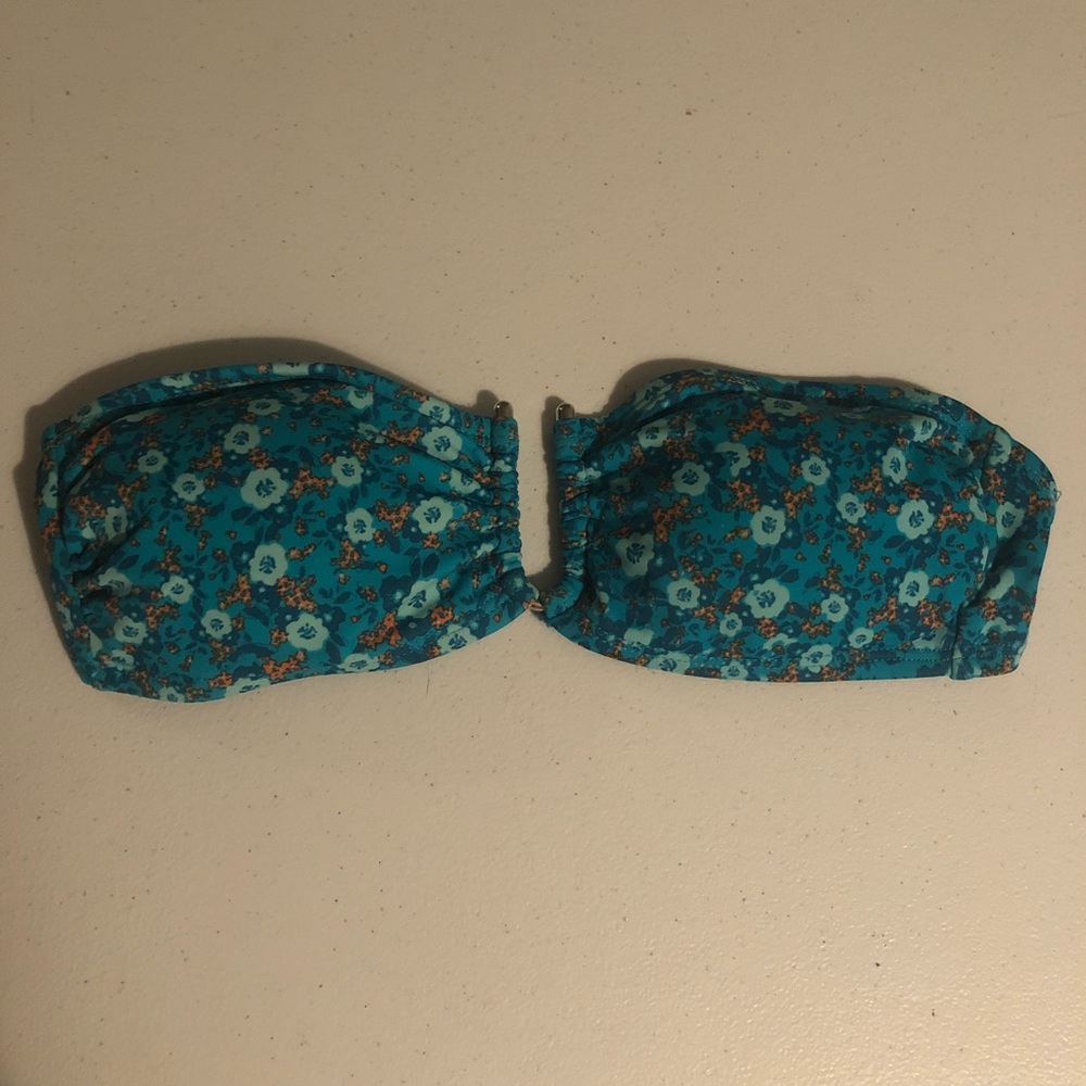 Kirra strapless bathing suit top